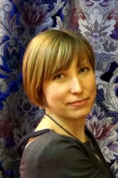 Светлана Никитина дизайнер по текстилю.